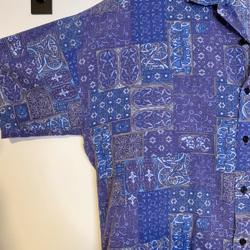 Funky Men’s Button Down - Picture 2 of 5